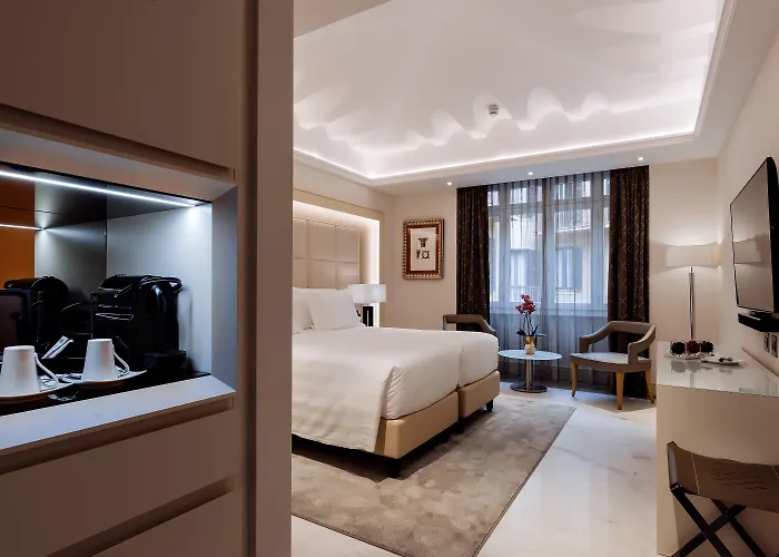 Aleph Hotel, Curio Collection By Hilton מלון רומא