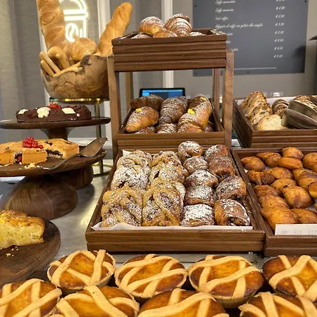 Aleph Hotel, Curio Collection By Hilton 5*