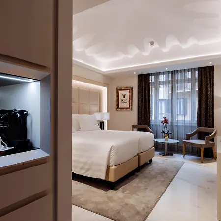 Aleph Hotel, Curio Collection By Hilton Szálloda Róma