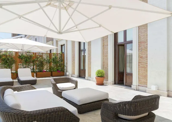 Hotel Aleph Hotel, Curio Collection By Hilton Roma