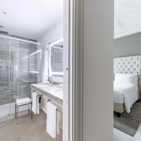 Aleph Hotel, Curio Collection By Hilton Hotell Rom